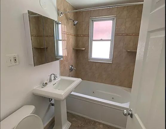 5th image of 32-50 43rd St #1
