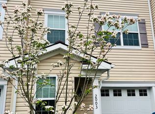 2003 John Deere Ln, Monroe Township, NJ 08831