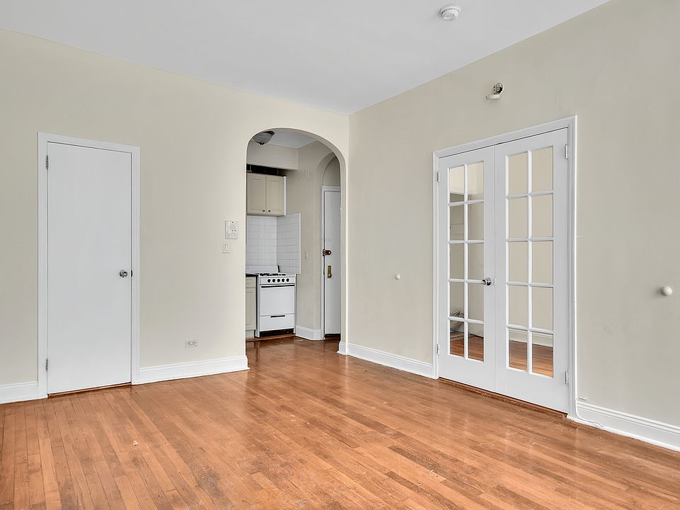 1st image of 1028 2nd Ave #3RR