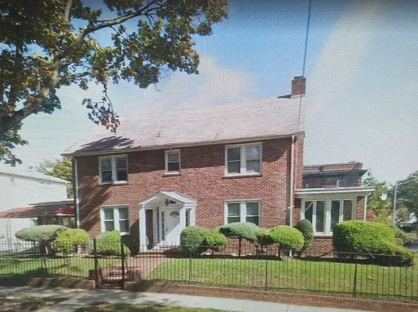 (undisclosed Address), Hollis, NY 11423