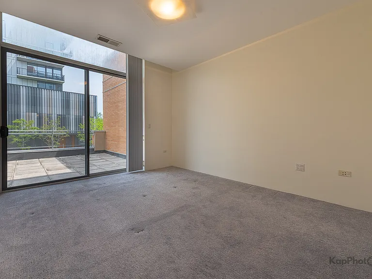 1720 Oak Ave #201 — Photo 18