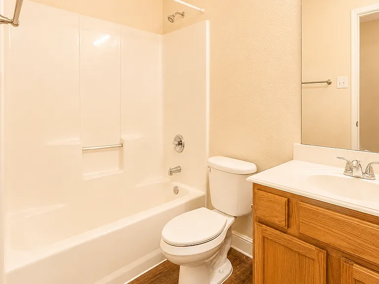 2404 Grover Cleveland Dr — Photo 6