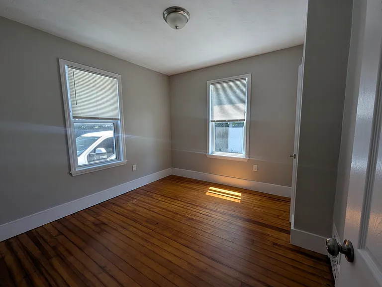 42-44 Leach St #44-1 — Photo 9