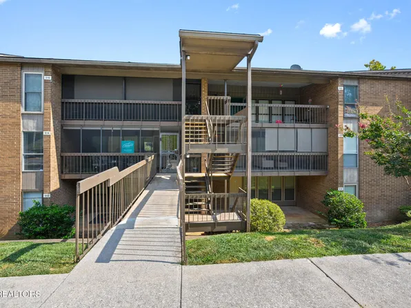 518 Berlin Dr, Knoxville, TN 37923