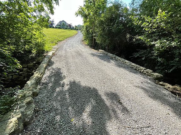 3rd image of 117 Clark Station Rd