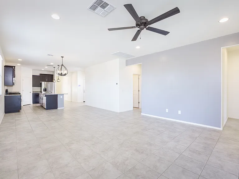 12195 W Amarissa Dr — Photo 11