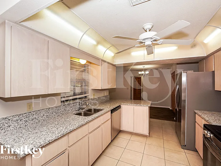 116 Palmetto Dr — Photo 9