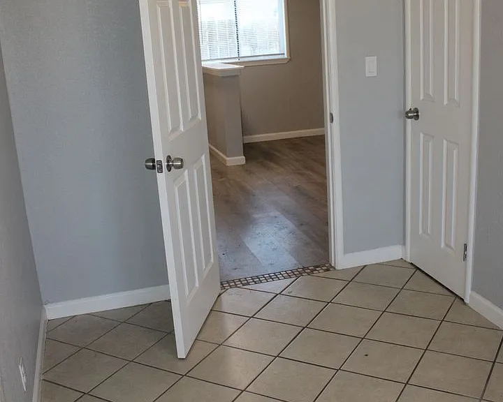 53 Alturas Ave #B — Photo 10