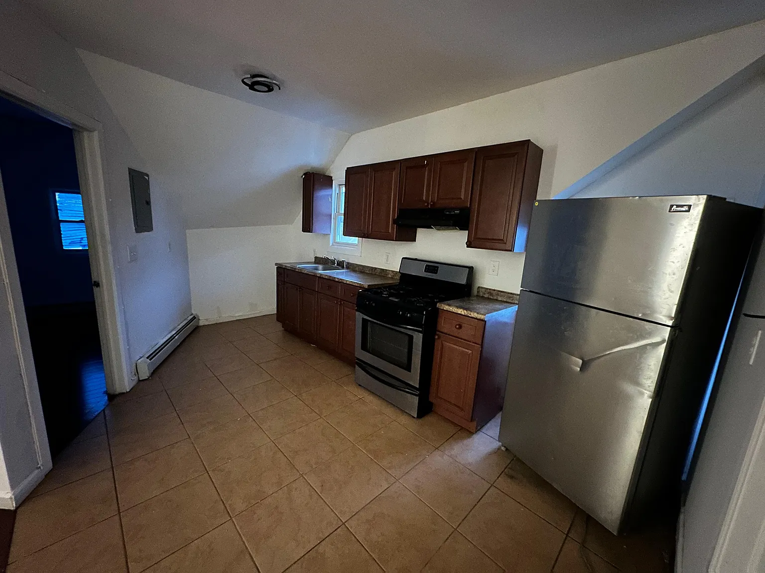 2 bed, $1,850 — Photo 3