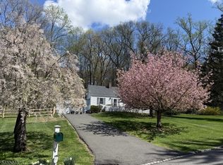 27 Wood Rd, Morristown, NJ 07960