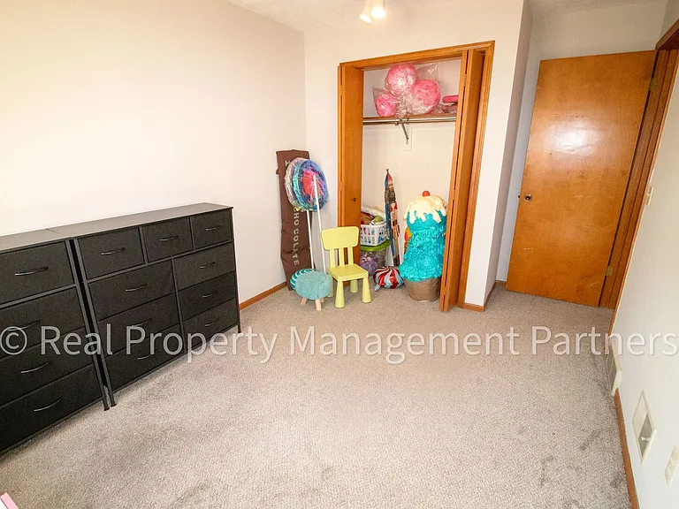 4745 Circle Shore Dr SE — Photo 9