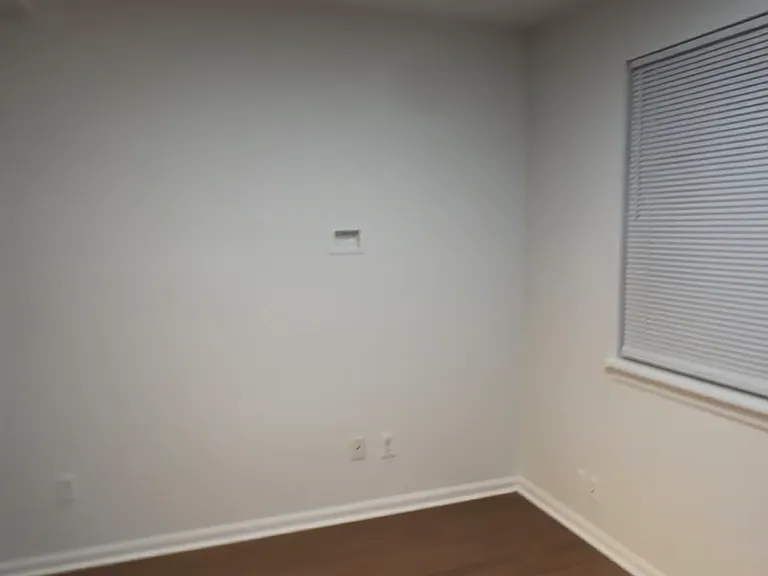 2809 Virginia Ave — Photo 9