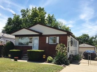 21037 Albany Ave, Warren, MI 48091