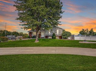 30 Lockhaven Dr, Granite City, IL