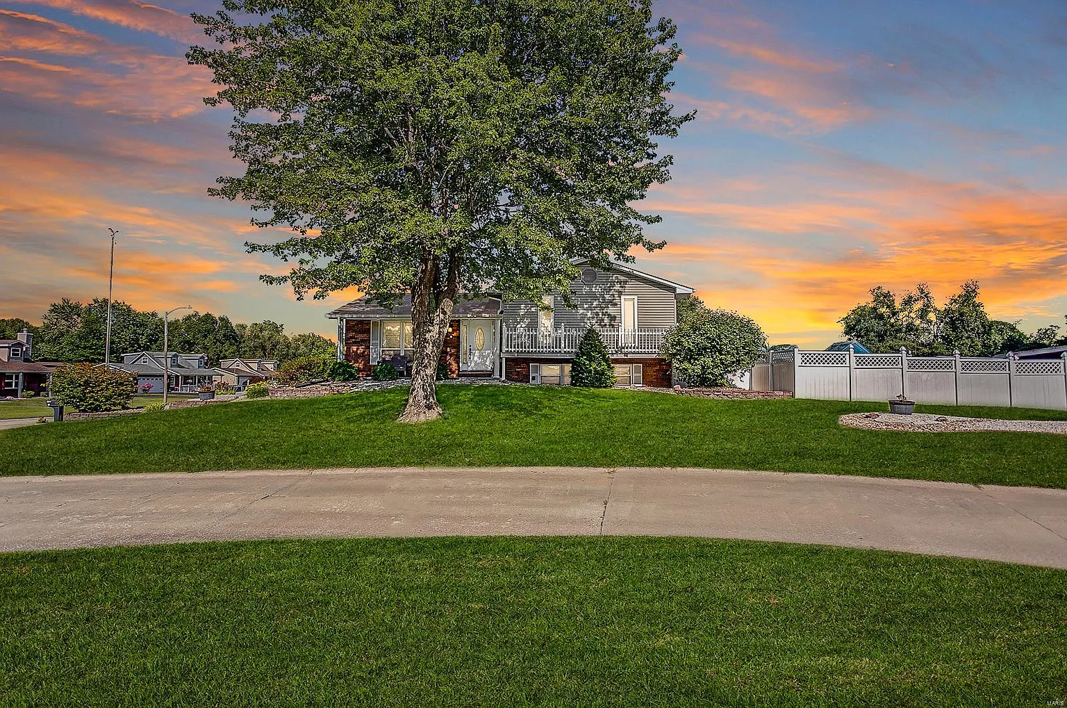 30 Lockhaven Dr photo 1