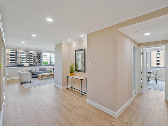 2nd image of 4550 N Park Ave APT 610
