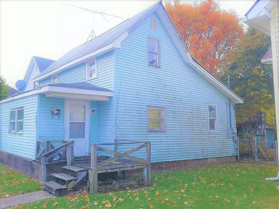 1207 S 17th St photo 1