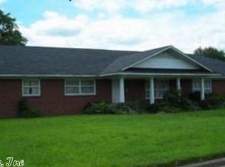 1502 N Hickory St, Pine Bluff, AR 71601