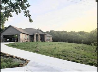 156 Lake Horizon Ct, Bowie, TX 76230