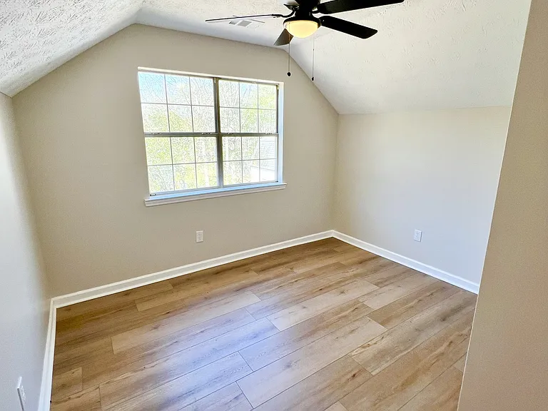 Upstairs bedroom