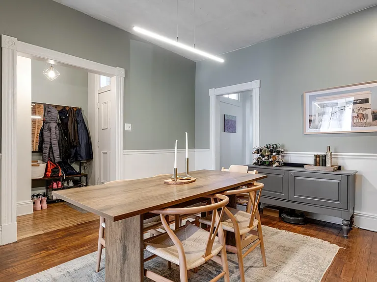 2206 E Marshall St — Photo 9