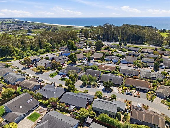 2nd image of 2021 Bordeaux Ln