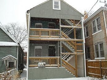 2nd image of 6831 S Rockwell St