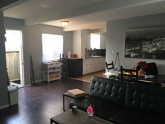 4th image of 1004 John Ave
