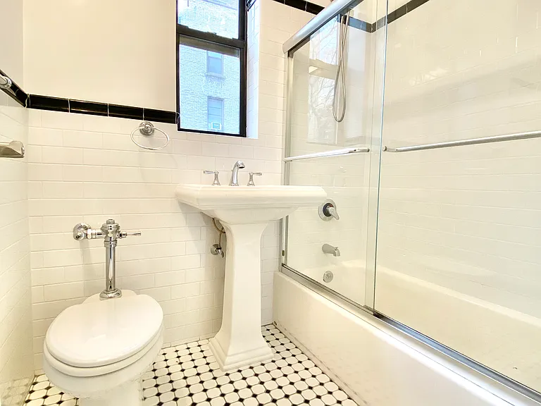 120 E 89th St #4J — Photo 7