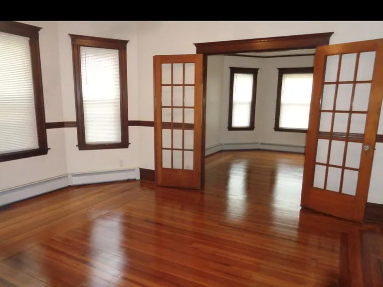 61 Grove St #1 — Photo 6