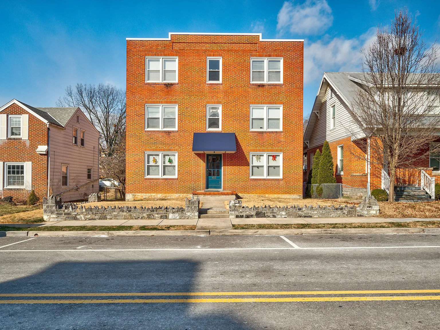 1 bed, 750 sqft, $1,195 — Photo 1