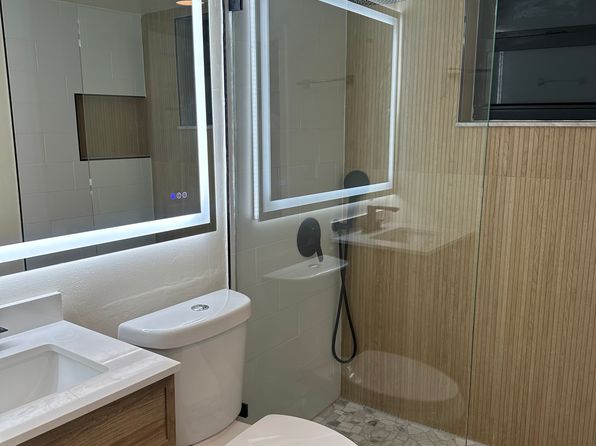 1501 NE 7th Ave APT 5