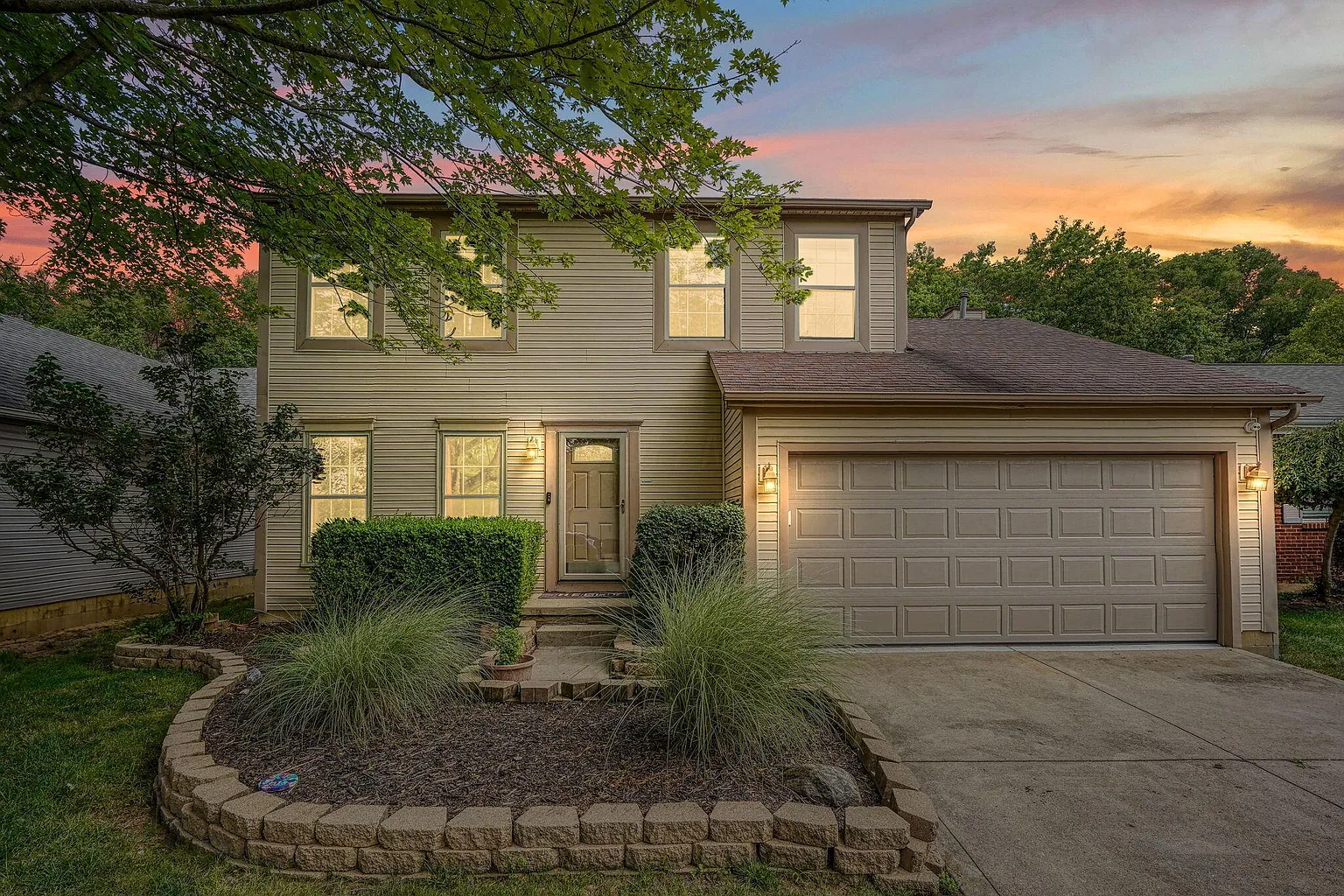 6572 Winbarr Way photo 1