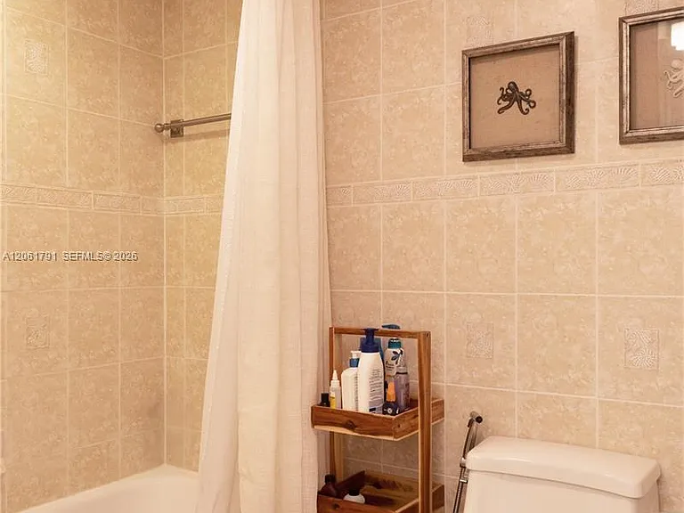 1817 S Ocean Dr #320 — Photo 23