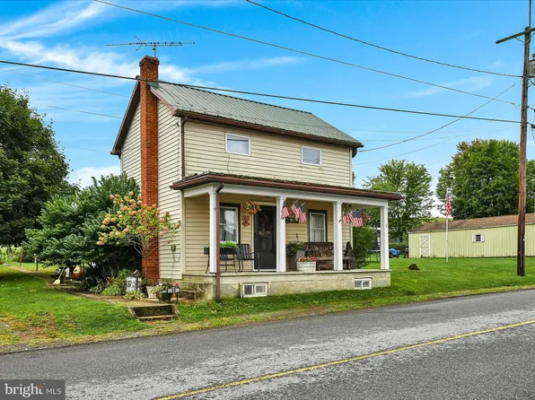 32 Schuylkill Rd, New Ringgold, PA 17960