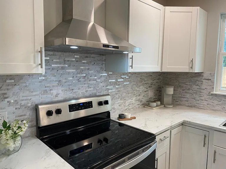 2034 NW 7th Ln — Photo 17