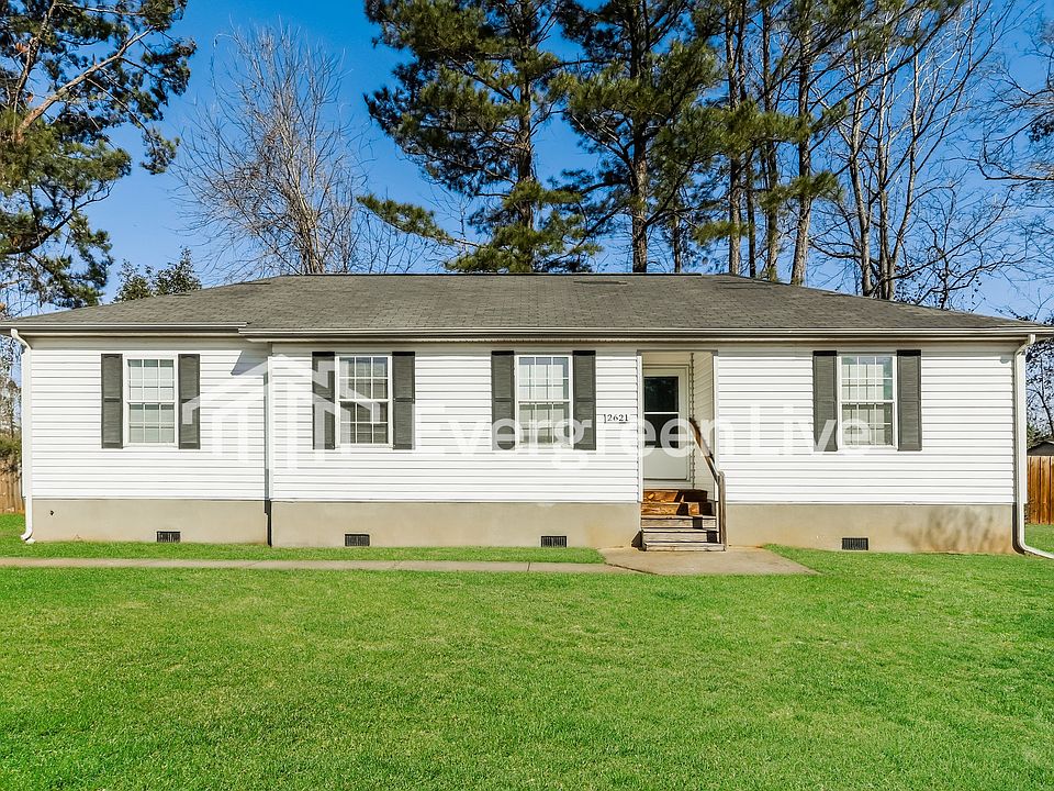 1st image of 2621 National Woods Dr