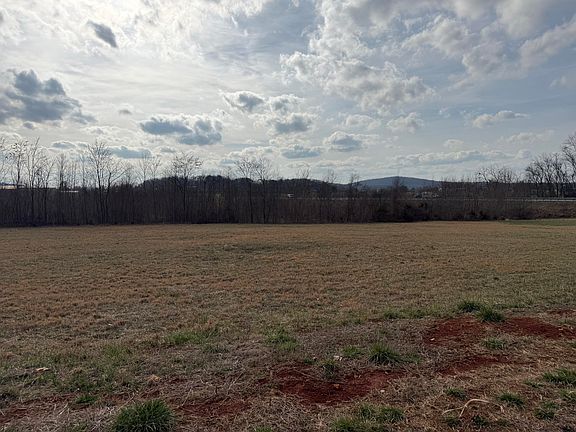 4th image of 2 Clear Sky Way