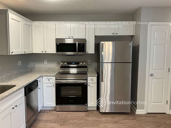 5th image of 263 Coral Cir