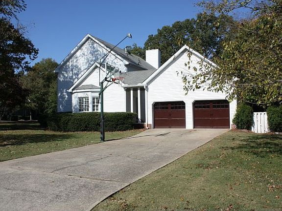 2nd image of 471 Park Manor Dr NW