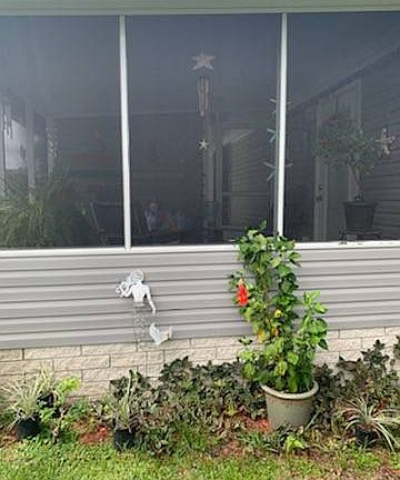 2nd image of 211 Charlotte Cir N
