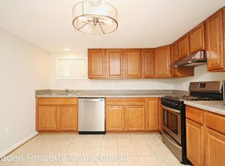 1806 Barracks Rd, Charlottesville, VA 22903