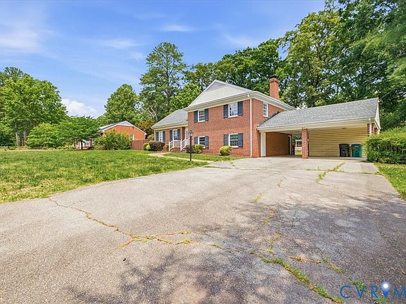 3rd image of 2815 Wighton Dr