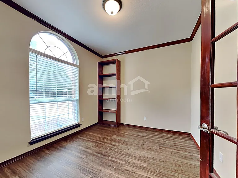 2525 Stone Meadows Dr — Photo 12