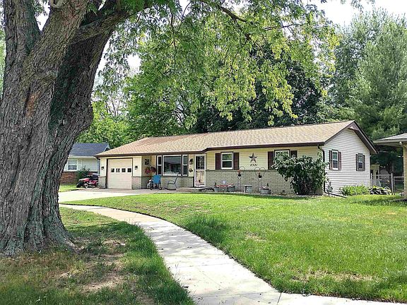 4th image of 2321 Devon Ct