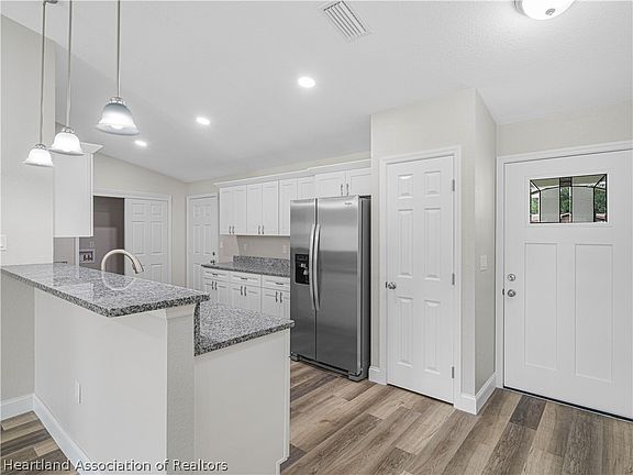 2nd image of 3021 Spruce St