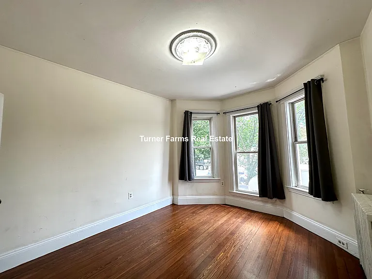 692 Columbia Rd #2A — Photo 13