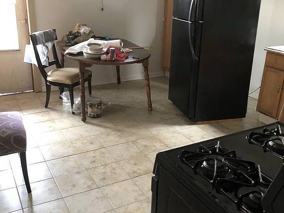 3rd image of 2710 W Armitage Ave #2