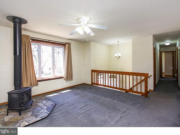4th image of 507 Bloomfield Dr