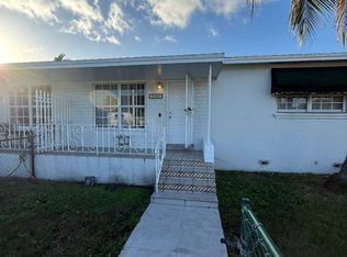 2882 SW 16th St #1, Miami, FL 33145